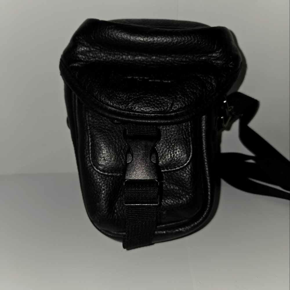 Nikon Adjustable Shoulder Bag for Nikon Coolpix Cameras Black Genuine Leather
